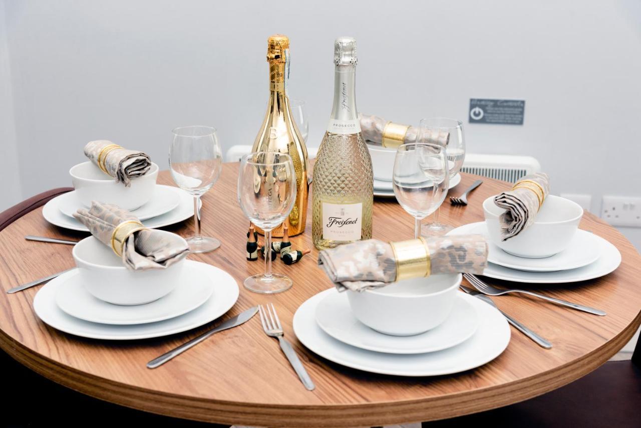 Wrexham Central Stay Apartment Seven Luaran gambar